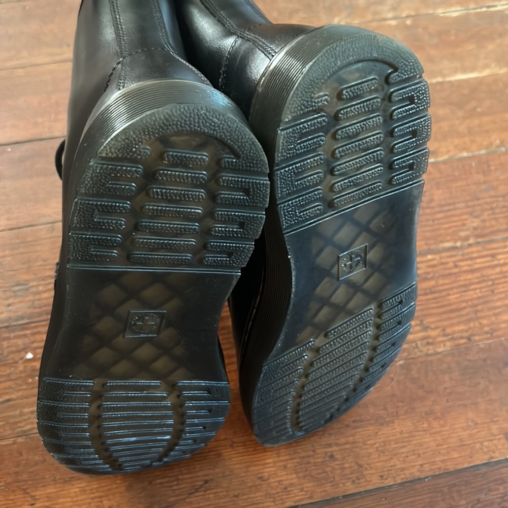 Black Dr. Martens - Picture 5 of 6